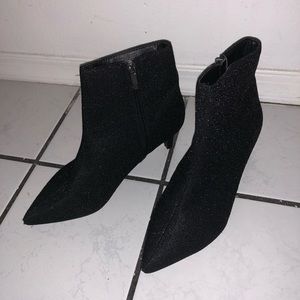 FOREVER21 Black booties